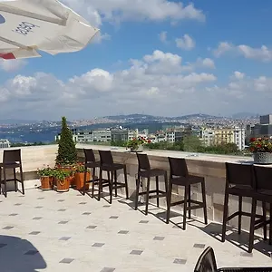 4* Hotel Taksim Gonen