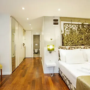Hotel Nish &, Istanboel