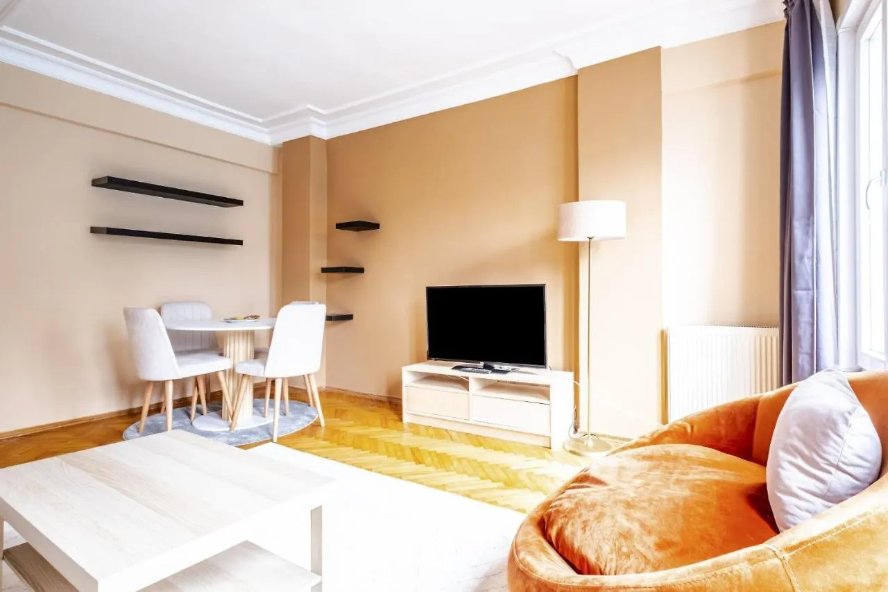 Flat With Bridge View 200 M To Ortakoy Shore Apartment Istanbul 0*,  Turkey